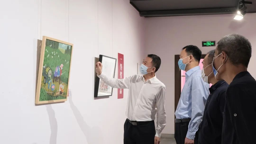 書法美術攝影，三項基層作者為主角的藝術大展在鄭州開幕